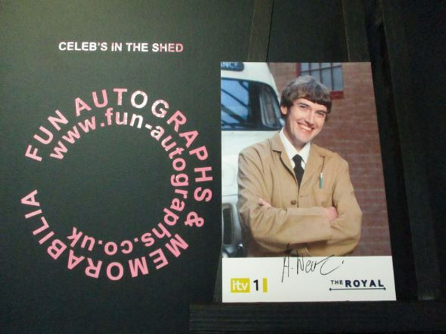 Andy Wear (Alun Morris) Original Pre-Print Yellow The Royal 6x4 Cast Card