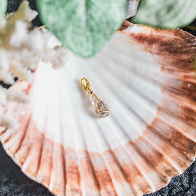Smokey Quartz Pendant Brass R1