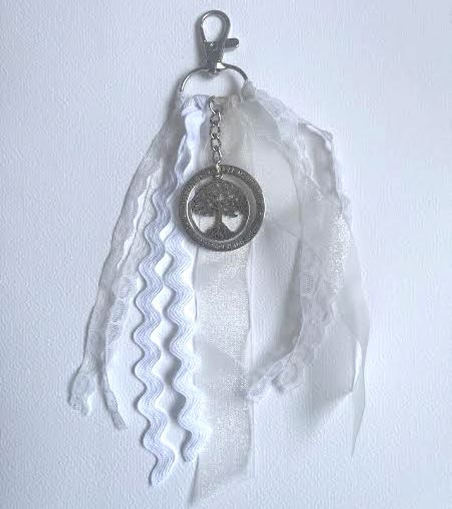 BS13- Bijoux de Sac ruban et arbre de vie