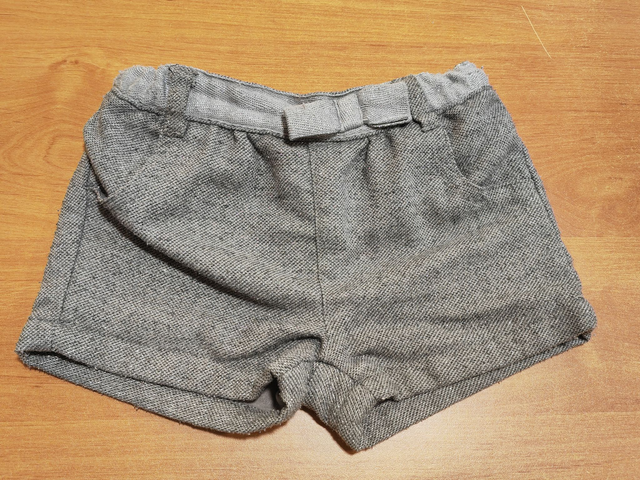 Short gris brillant 18 mois