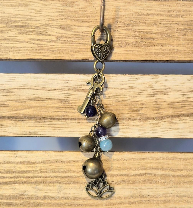 Porte clé ou bijoux de sac lotus