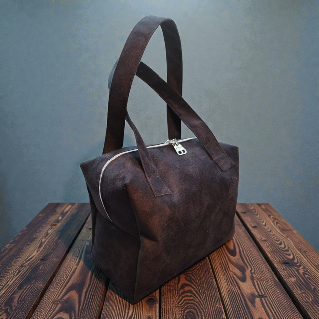 Sac boston noir en suédine