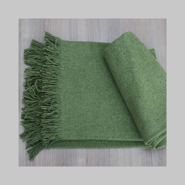 DUFY plaid in 100% lana shetland con frange su due lati CM.145X180 col. foresta