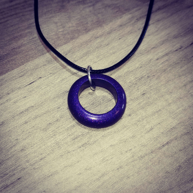 Anneau violet