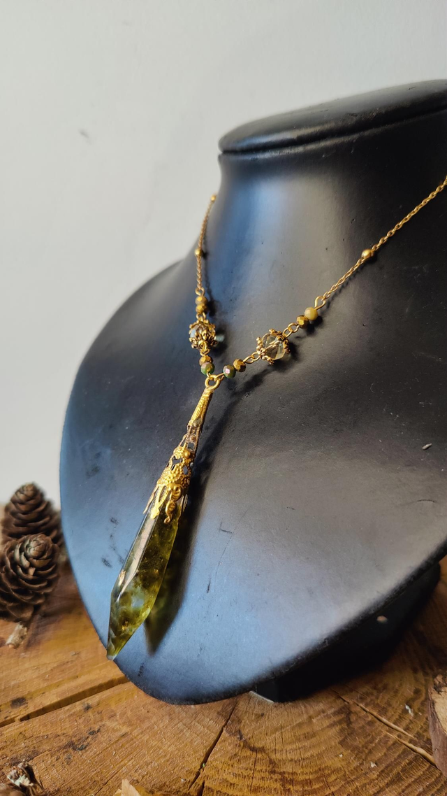 Collier Antre lumière vintage &amp; feuilles d&#039;Or