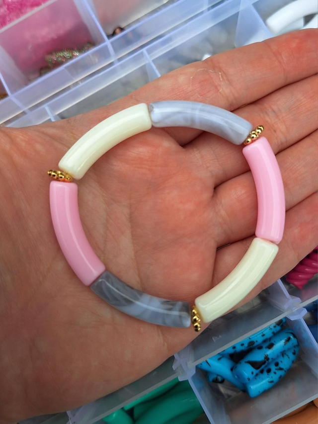 Bracelet Scarlett - 🩷🤍🩶 (avec perles rondelles)