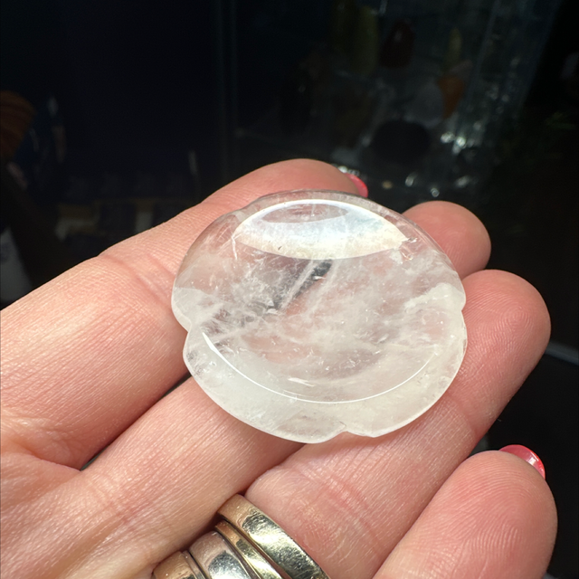 Quartz Flower Thumbstone 