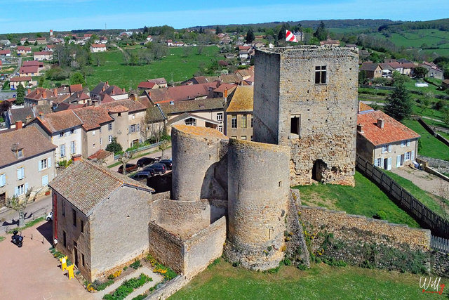 Château de Semur en Brionnais