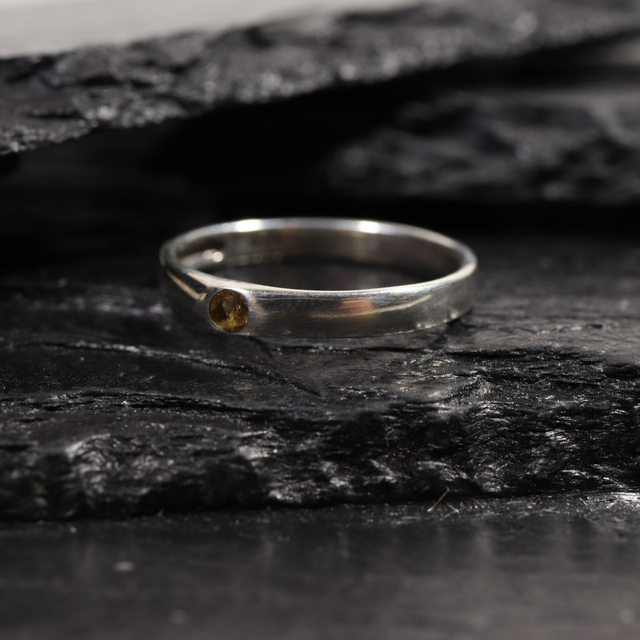 Simple Sterling Silver 925 Minimalist Design Style Small Round Cut Yellow Citrine Birthstone Gemstone Band Ring Size O - 7