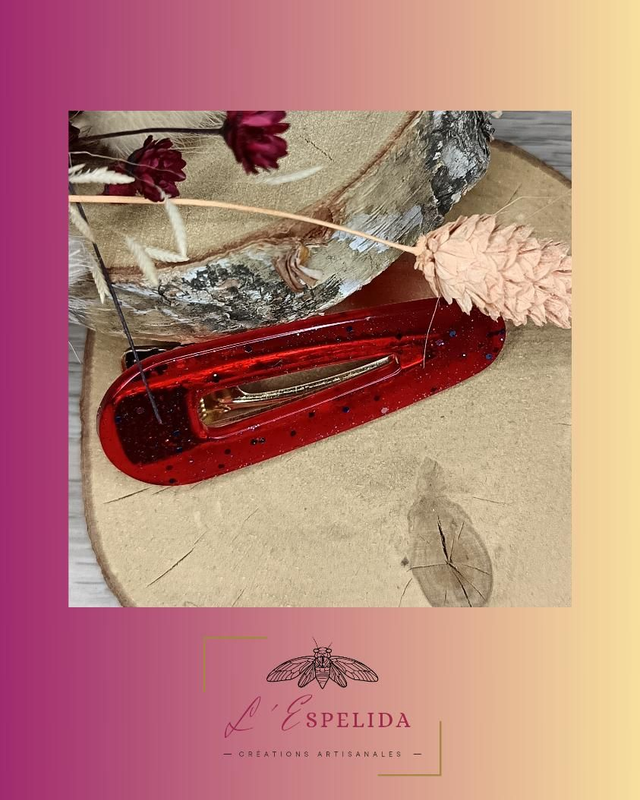 Barrette triangulaire 