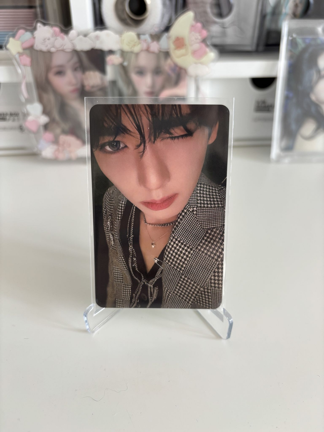PC OFFICIEL DE HANYUJIN DE ZB1