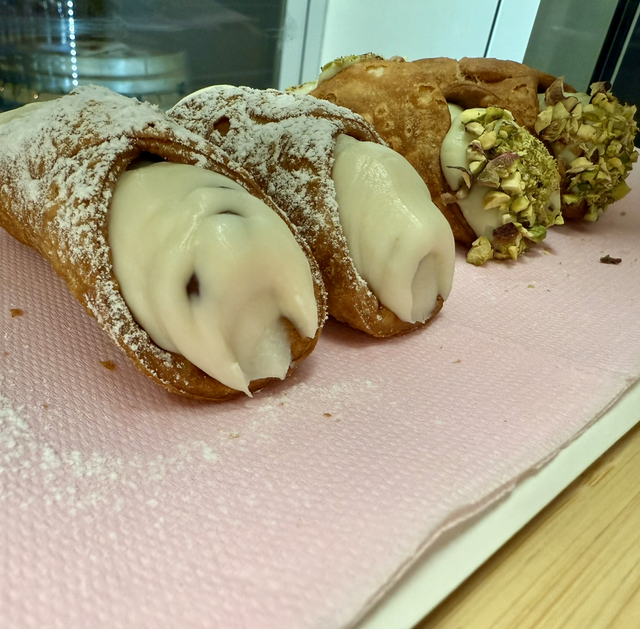 Mini cannolo ricotta/pistacchio