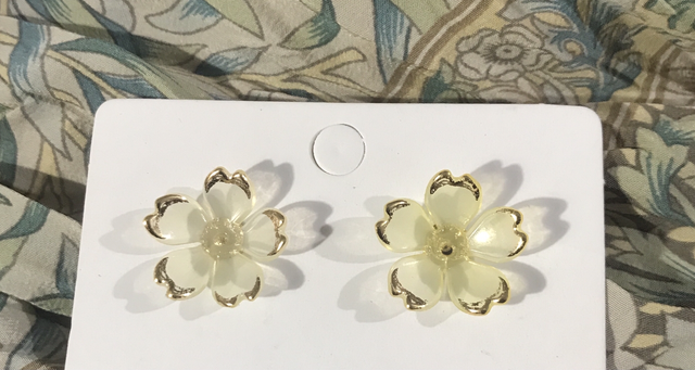 Yellow Stud Earrings- STU47