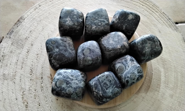 Jaspe Kambaba ou Peau de serpent