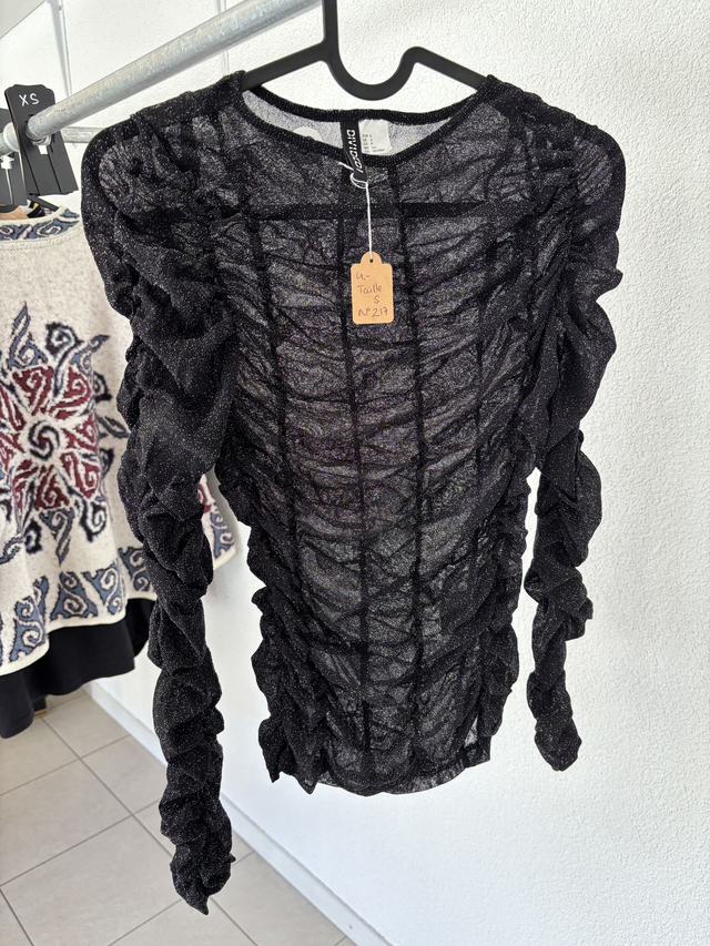 Pull brillant noir Divided (217)