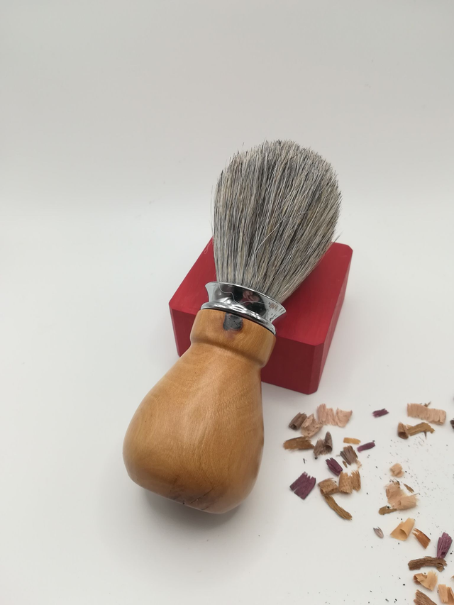 Blaireau en véritables poils naturels manche en bois tourné de laurier palme