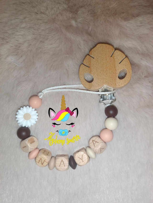 Attache tétine Marguerite