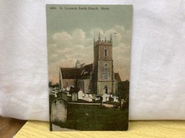 Hythe, St. Leonards Parish Church. Kent, Posted 1906 unbranded postcard. Our Ref No. R362 £2.25