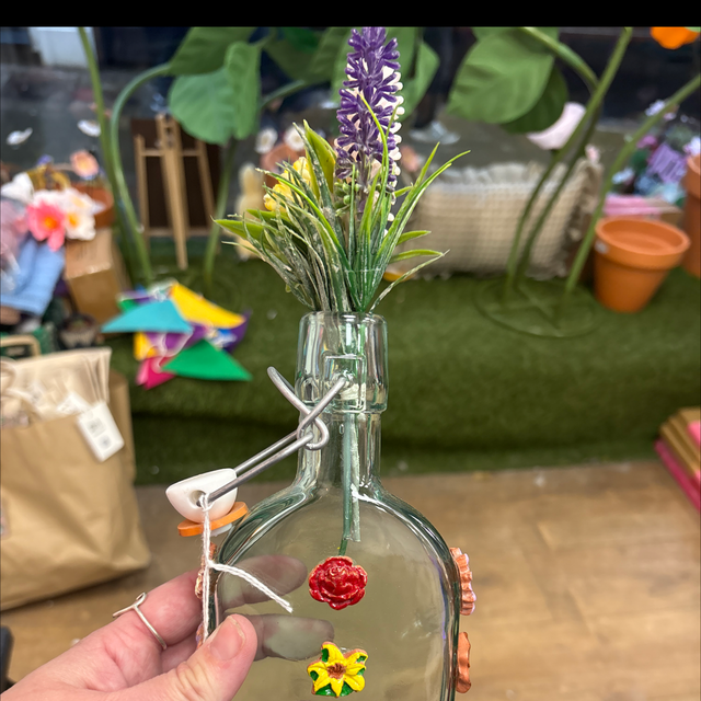 Flower glass bottle boterbloem 