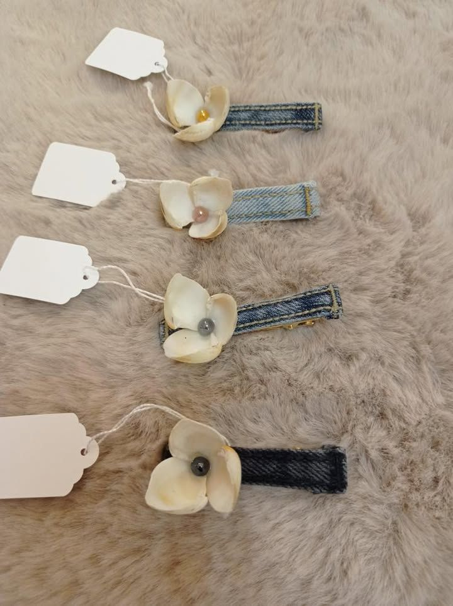 Barrette jean et coquillages
