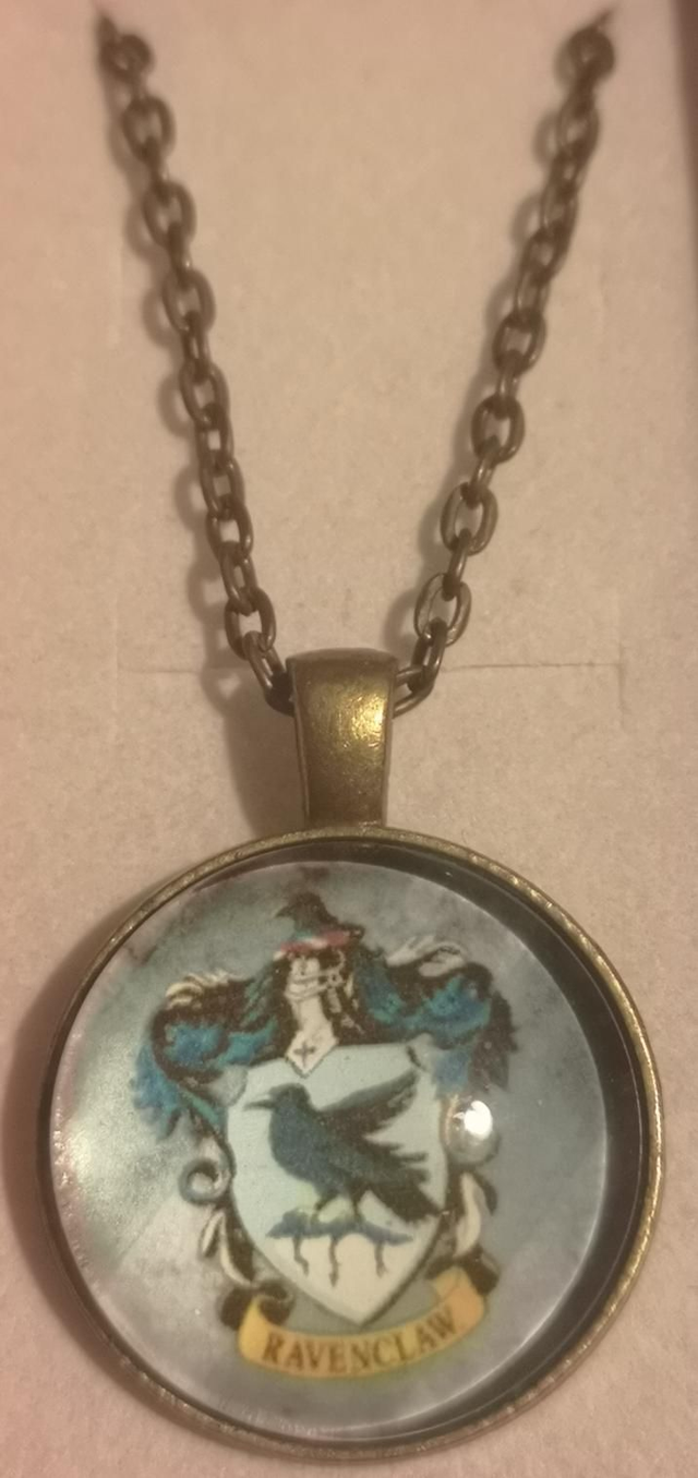 Harry Potter Themed Golden Ravenclaw Crest Cabochon Pendant Necklace. 