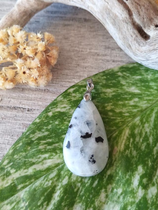 Pendentif Péristérite naturelle