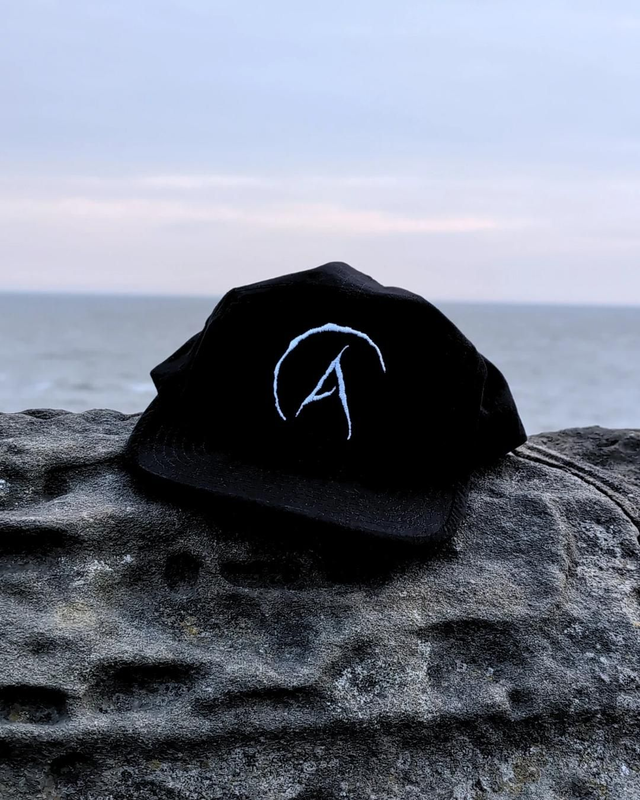 5 panel cap - White logo