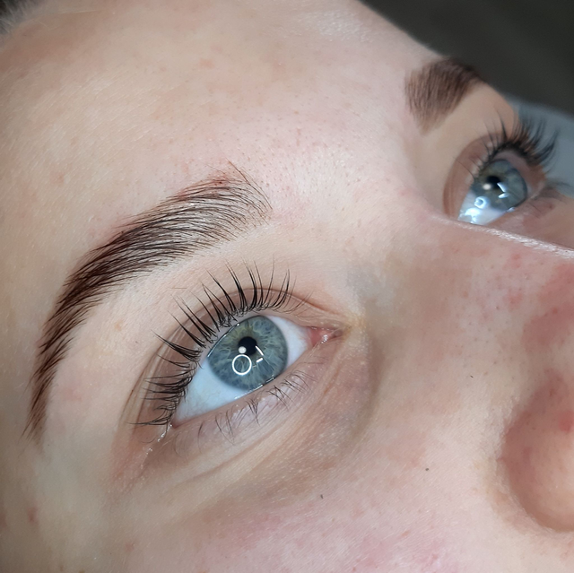 Gutscheine AB und Wimpernanwendungen