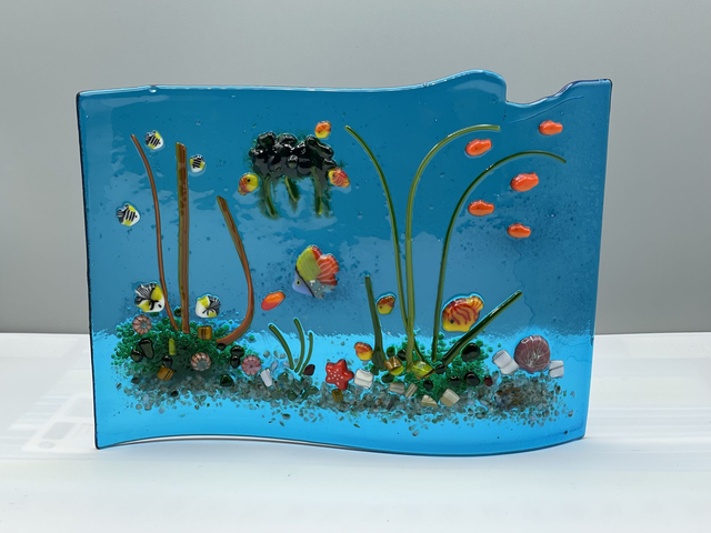 Underwater Tropical Fish Fused Glass Scene on Turquoise Wave (1)