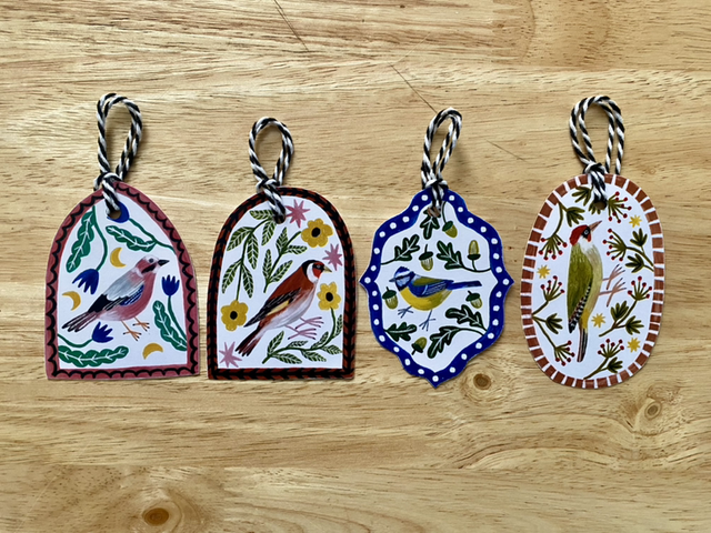 Set of 4 Illustrated Bird Gift Tags (Small)