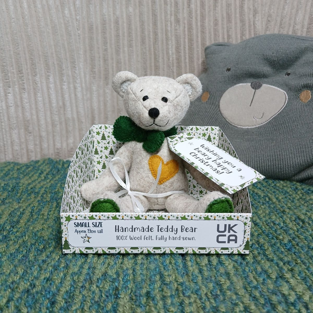 Green Bow Tie. Label: &#039;Wishing you a beary happy Christmas!&#039; Small size, handmade teddy bear. UKCA. Standard Wool Felt. Traditional beige. Mustard.