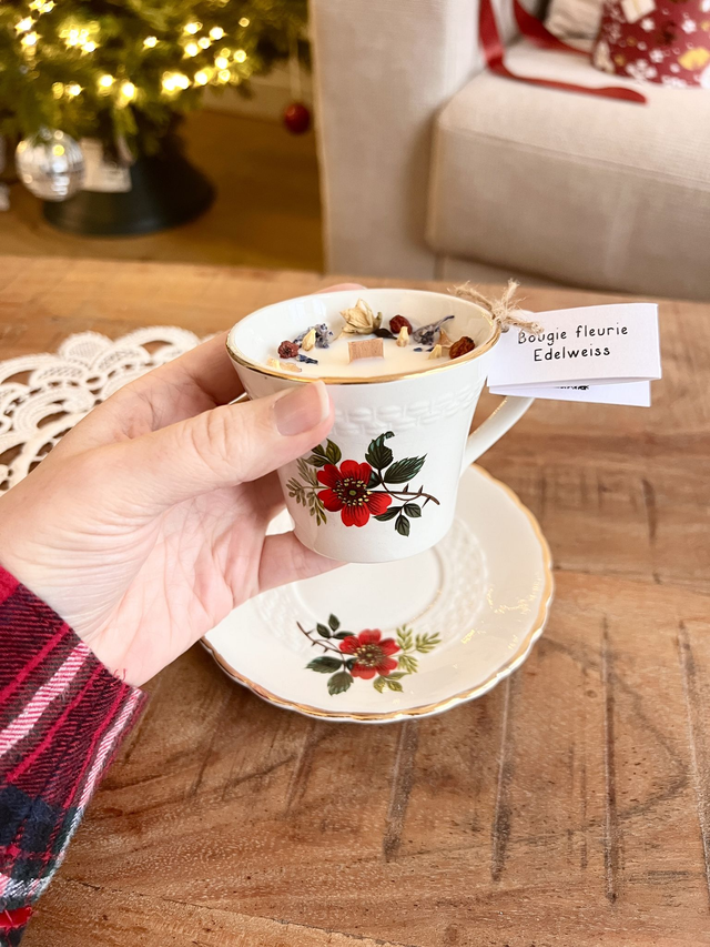 🎄 Bougie Edelweiss - tasse à thé "fleurs de Noël" avec sous-tasse