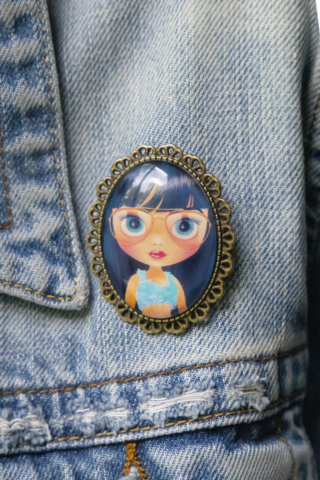 Broche bijou pour veste femme LIZY