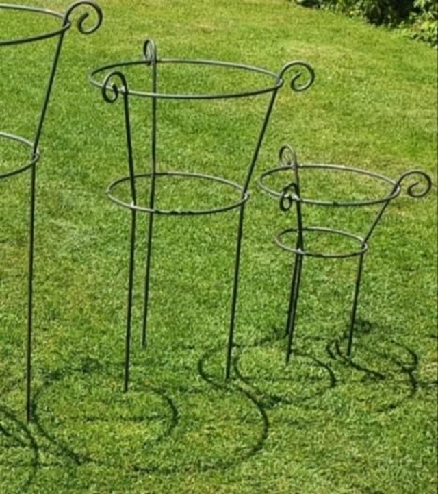 Round Plant Supports