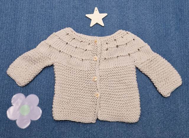 Süsse Baby-Strickweste – 100% Hypoallergen 3-6 Monate