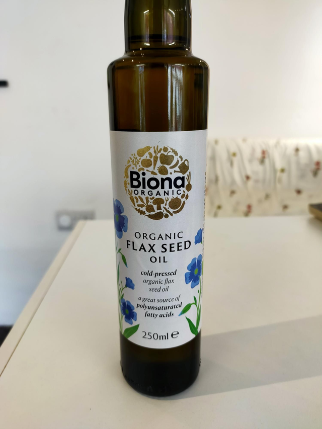 Biona Organic Flaxseed Oil 250ml 94113