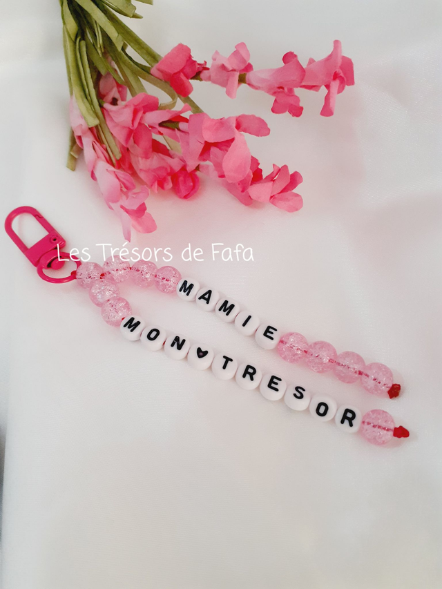 Porte-clés personnalisé rose cadeau grand mère