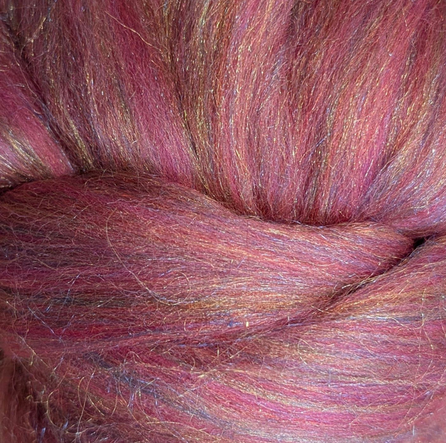 Speciality Sparkle fibre top merino/trilobal