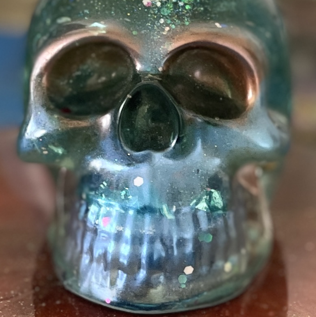 Large Blue/Green Glittery Skull