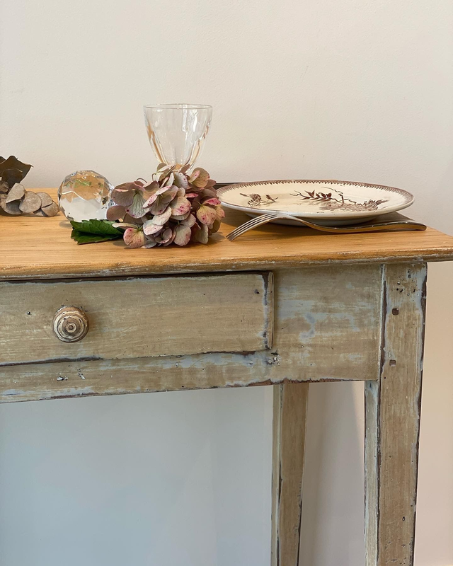 Petite Table de médecin