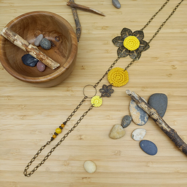 Parure jaune et bronze - Sautoir Fleur