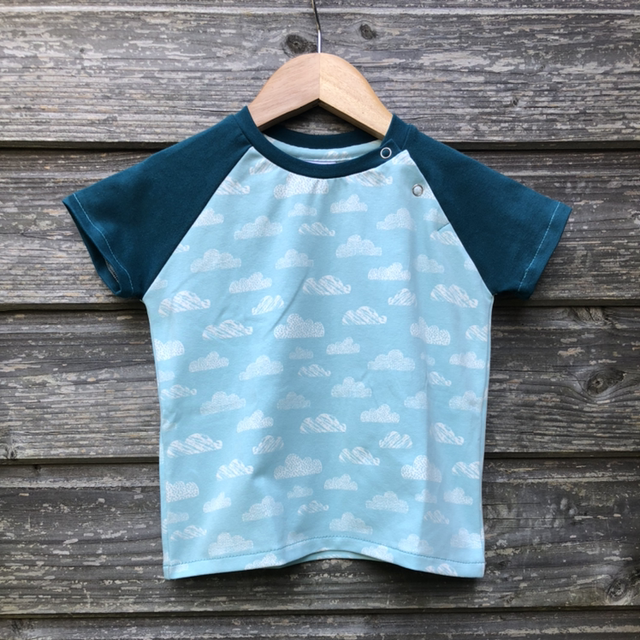 T-shirt manches courtes 18-24 mois «Nuages bleus»