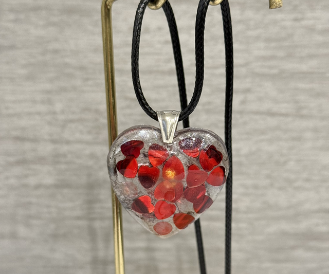 Collier avec Cœur paillettes, 2 modèles 