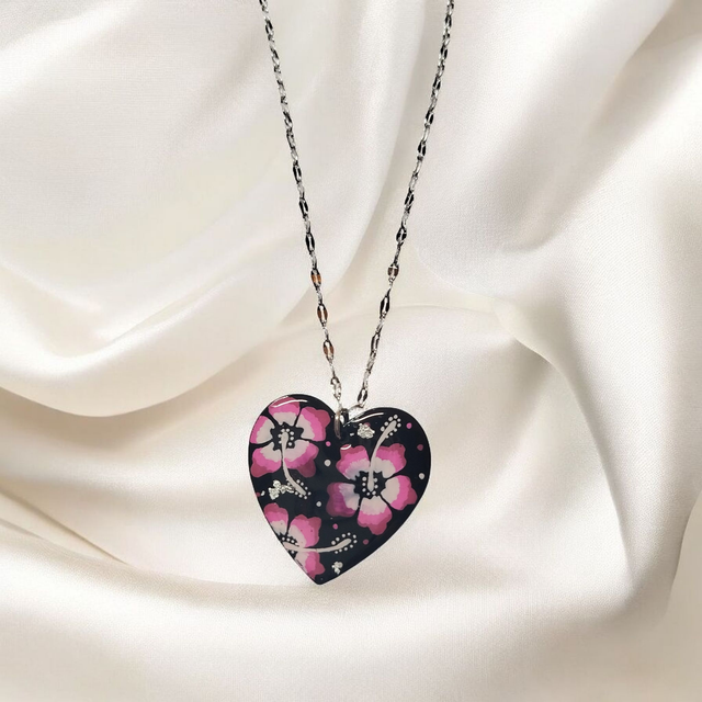 Collier dessiné Flora acier inoxydable rose