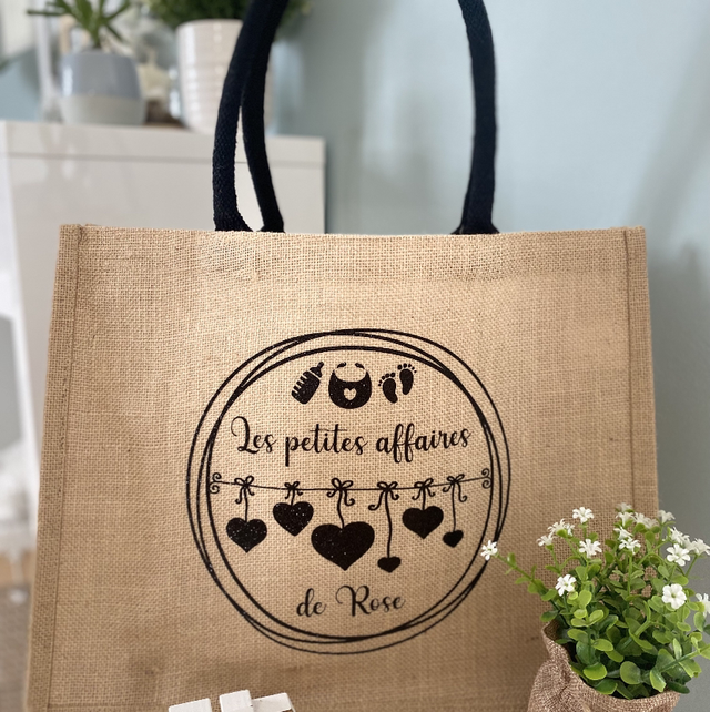 Sac en toile de jute « Les petites affaires de bébé »
