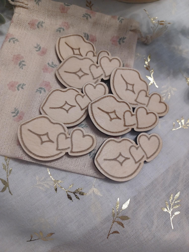 Pochon magique pour apaiser les chagrins – 7 bisous de courage en bois