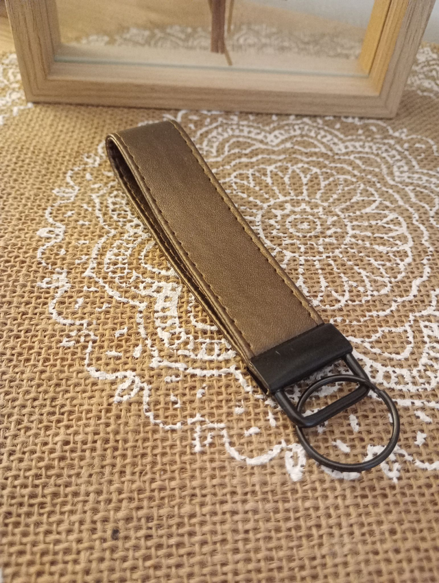 Porte clé boucle simili cuir