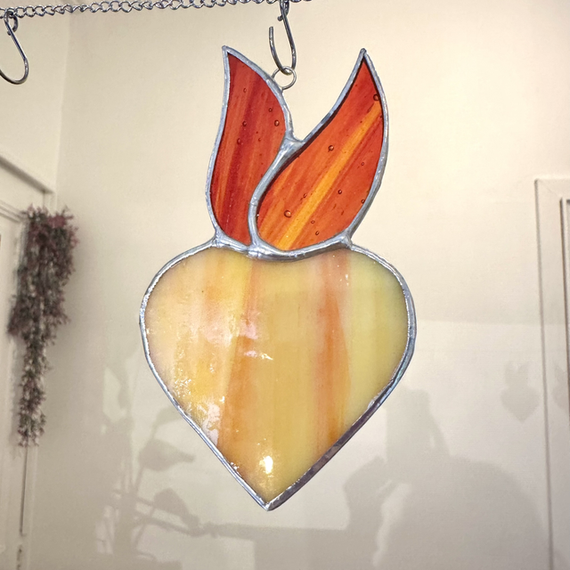 Mini cœur vitrail (jaune et rouge)