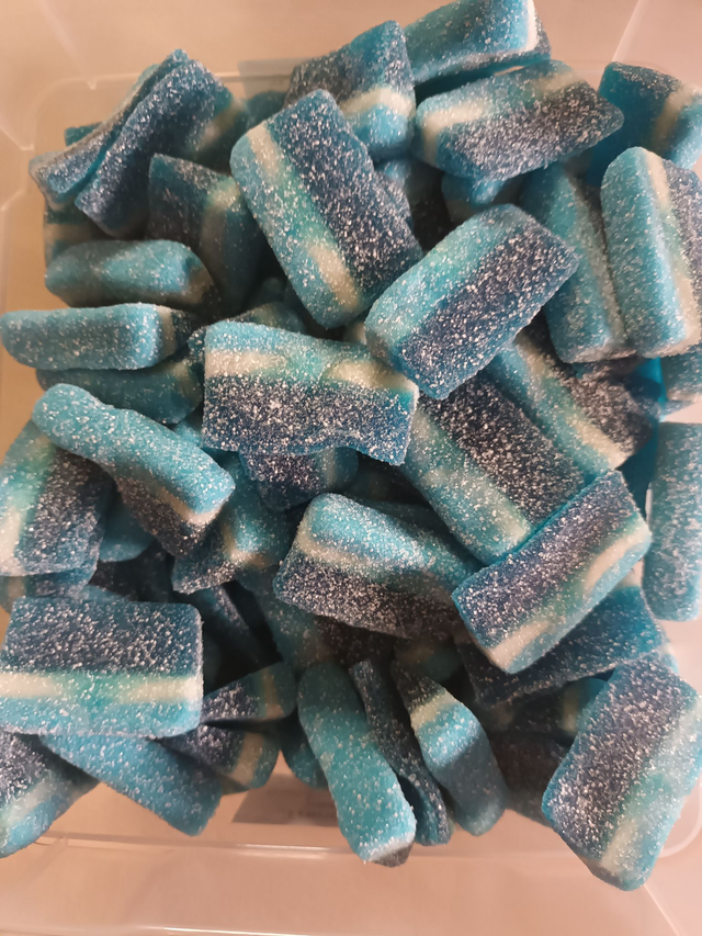 TRANCHES BLEUES ( VENDU PAR 100 GRAMMES ) 