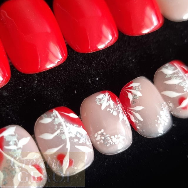 KAT RED SILVER FOLIAGE LITTLE CARRÉ XS